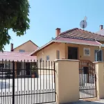 Kincsem Vendeghaz * Tiszakécske