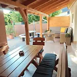 Kincsem Vendeghaz *