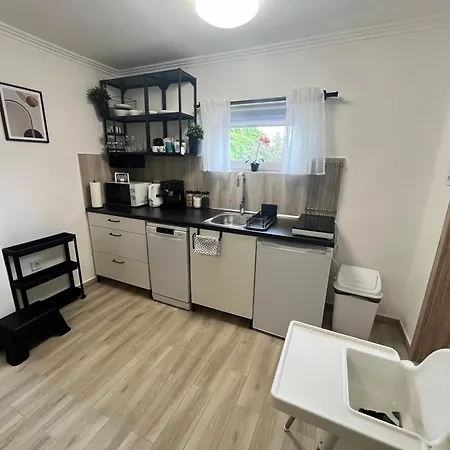 Kincsem Vendeghaz Apartament *